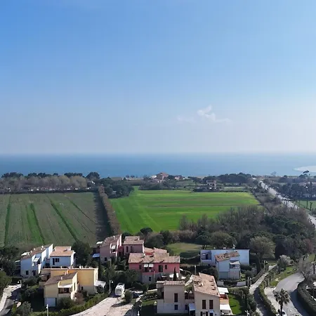 Apartament M375 - Marcelli, Bilocale Con Giardino In Con Piscina