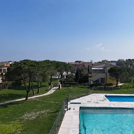 M375 - Marcelli, Bilocale Con Giardino In Con Piscina Numana